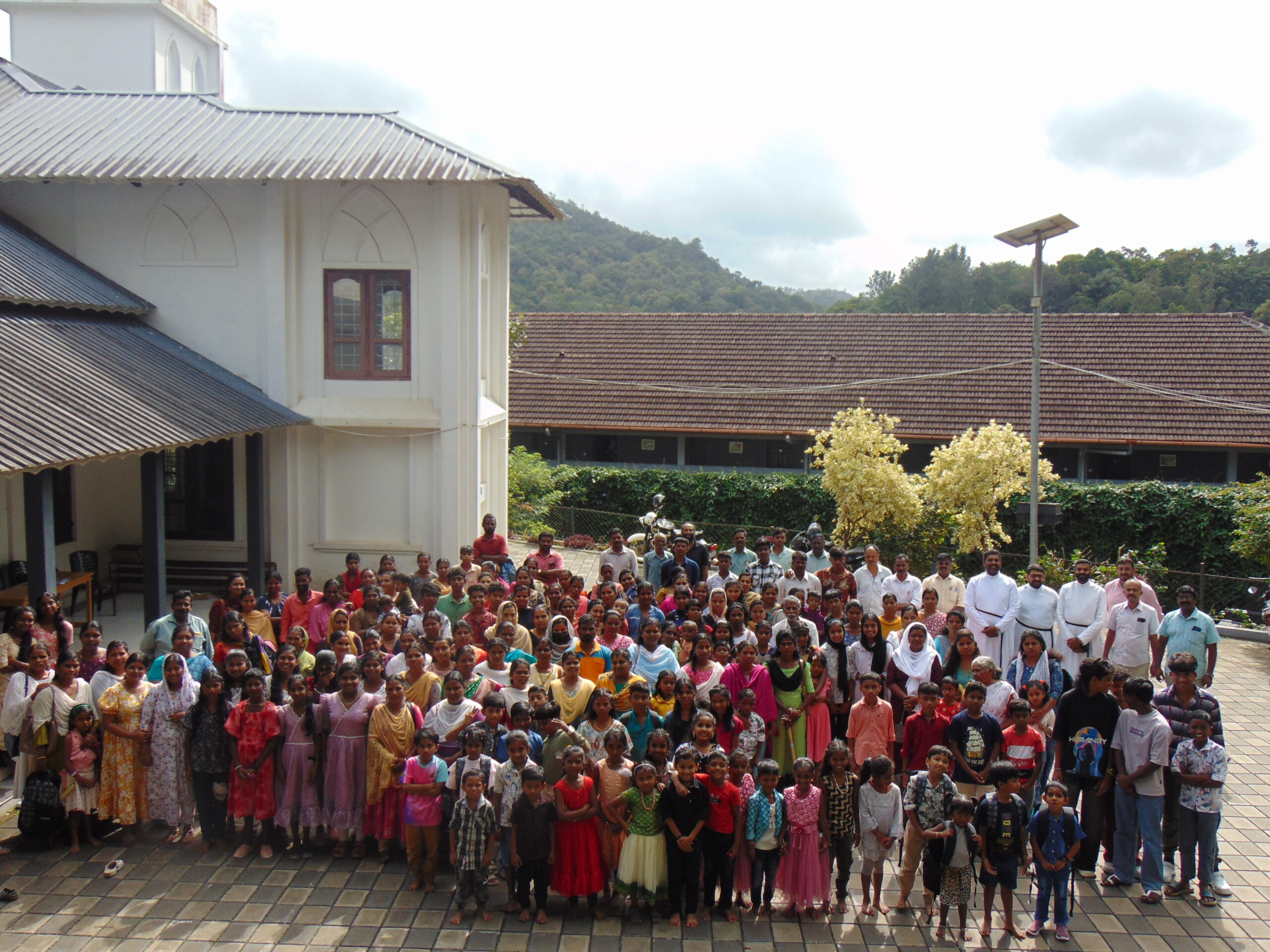 CARD – Light to Life Project in Kuttampuzha and Kumily
